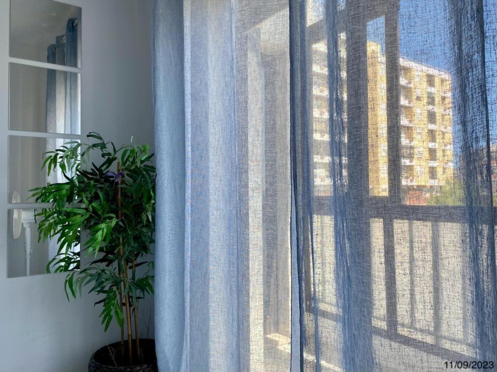 פארו Blife Anya Private Rooms מראה חיצוני תמונה
